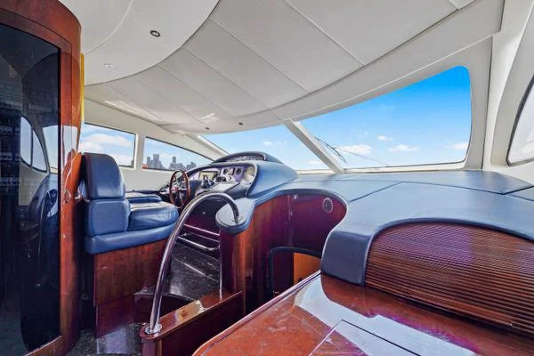 85ft Azimut Del Mar sophisticated styling
